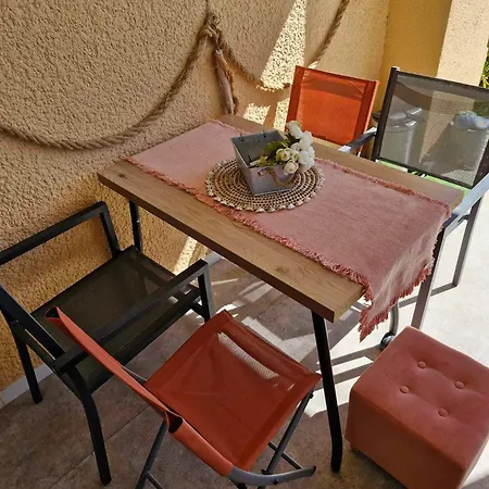 Apartment En Paradis