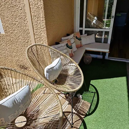 Apartment En Paradis